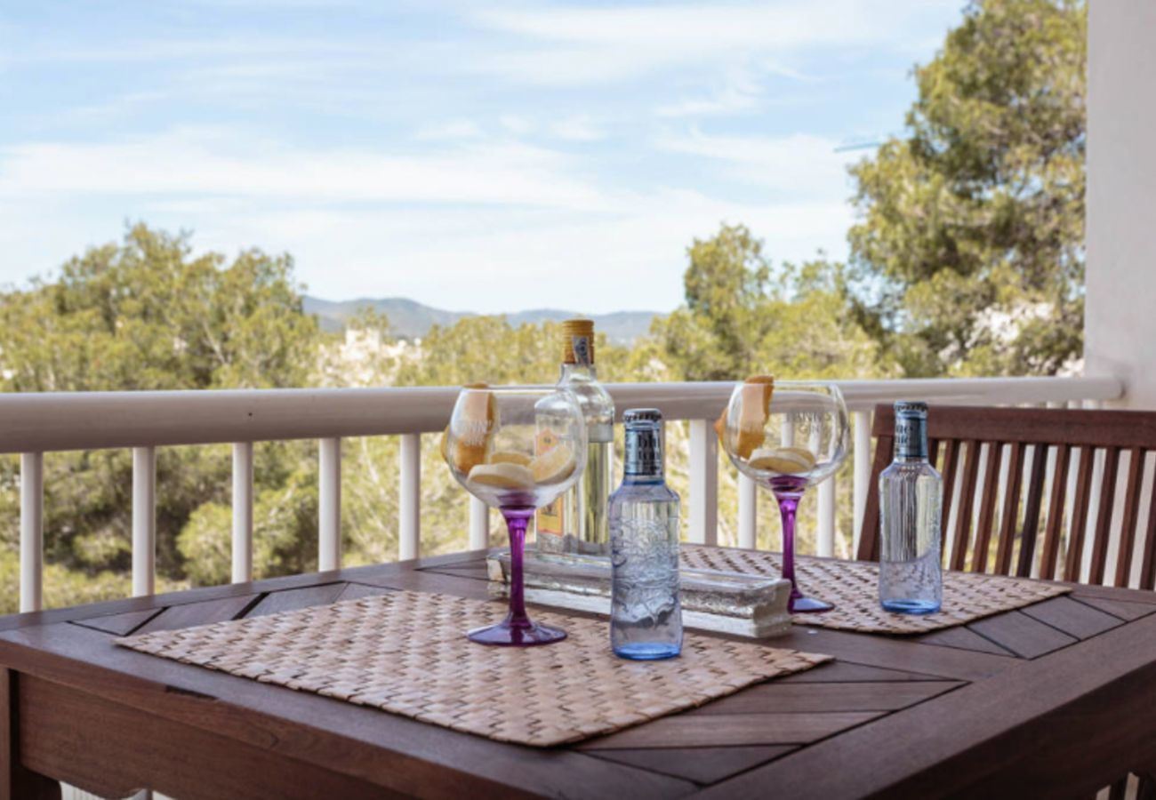 Tranquilidad y relax en la terraza de Casa Mar en Ibiza